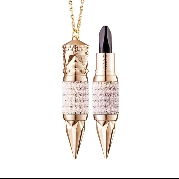 Black Queen Scepter Matte Lipstick - Picture 1 of 12